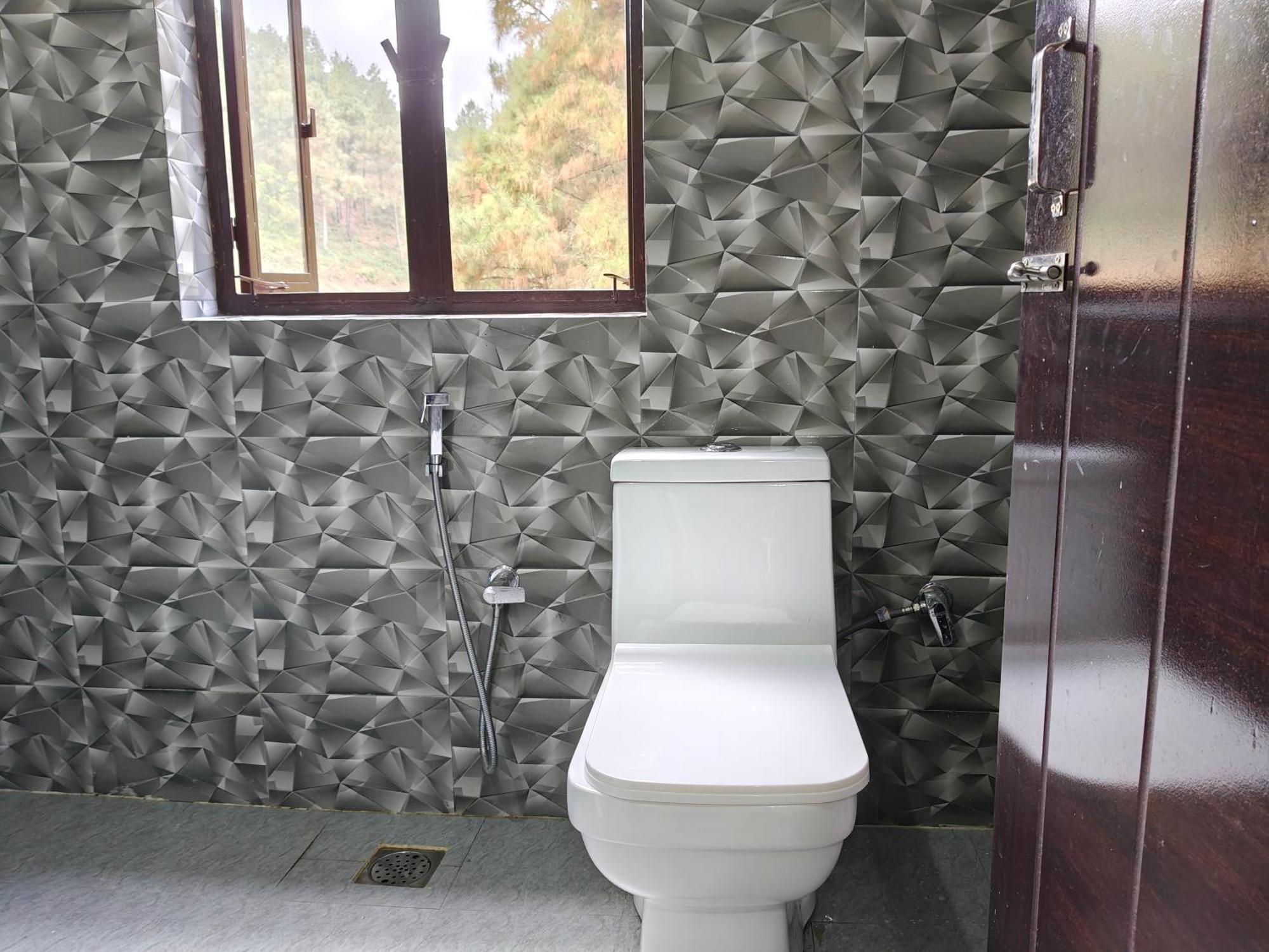 Xtsy Travellers Hostel Shillong Phòng bức ảnh